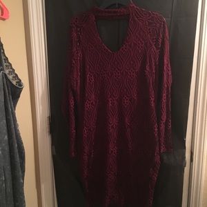Burgundy lace mini dress 🥀🥀